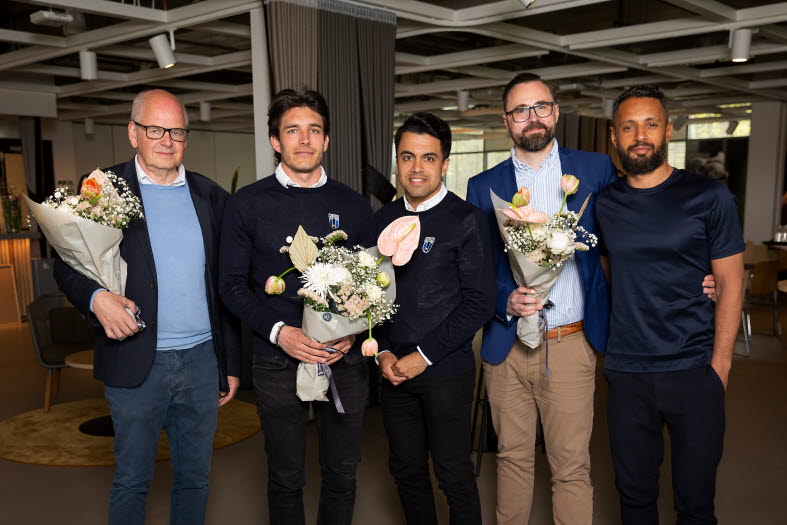 Digiwood – Mikael Jacobsson (vd & grundare), IK Sirius – Ian Sirelius (hållbarhetsansvarig) & Viktor Johansson (kommunikatör), BudID Technologies – Anton Winqvist (försäljningsansvarig) & Sohel Sultan (medgrundare & produktchef). Digiwood – Mikael Jacobsson (vd & grundare), IK Sirius – Ian Sirelius (hållbarhetsansvarig) & Viktor Johansson (kommunikatör), BudID Technologies – Anton Winqvist (försäljningsansvarig) & Sohel Sultan (medgrundare & produktchef).