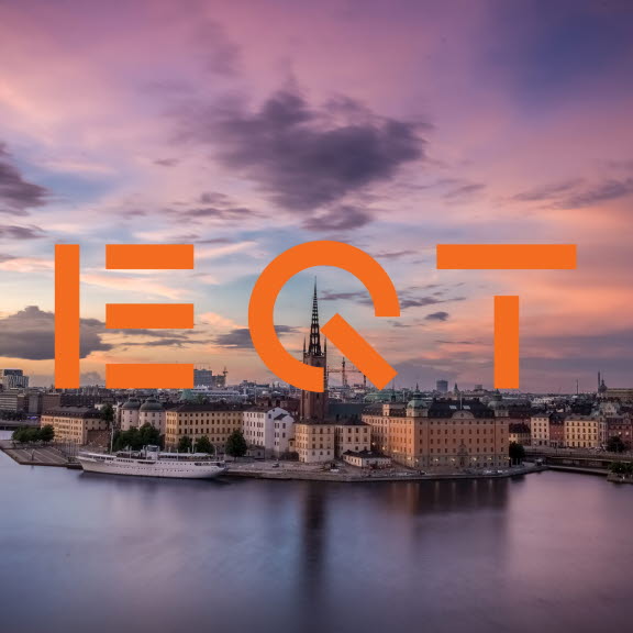 En bild på Stockholm i skymning.