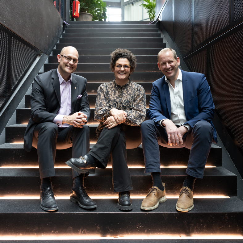 Från vänster: Transformation finalist: Mälarplast, Peter Wall, M.Sc., / Managing Director. Community finalist: Mamma United, Anja Nordenfelt, Grundare & verksamhetschef. New ideas finalist: CorPower Ocean, Kevin Rebenius, Commercial Director. Från vänster: Transformation finalist: Mälarplast, Peter Wall, M.Sc., / Managing Director. Community finalist: Mamma United, Anja Nordenfelt, Grundare & verksamhetschef. New ideas finalist: CorPower Ocean, Kevin Rebenius, Commercial Director.