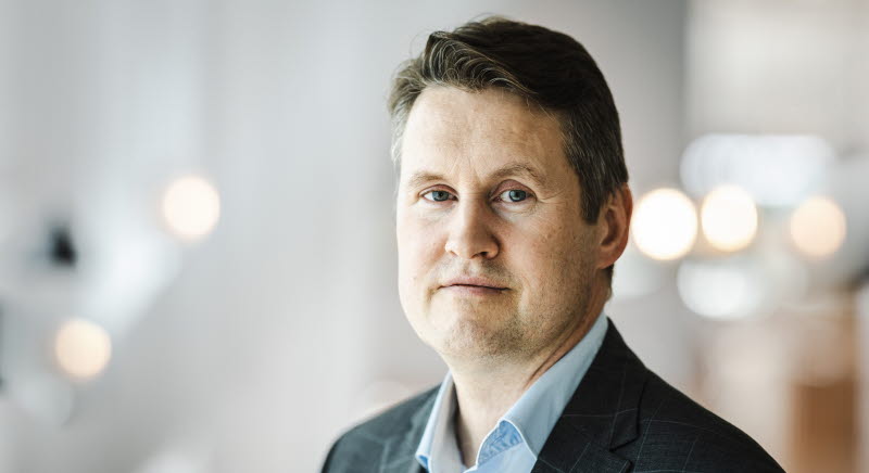 Johan Söderström har arbetet med analys och förvaltning av bolag i tekniksektorn sedan 1997, med avbrott för ett par perioder som doktorand och läkemedelsfondsförvaltare. Förvaltar idag SEB Artificial Intelligence Fund tillsammans med Pavel Lupandin och Alexander Winberg. Johan Söderström, Investment Management